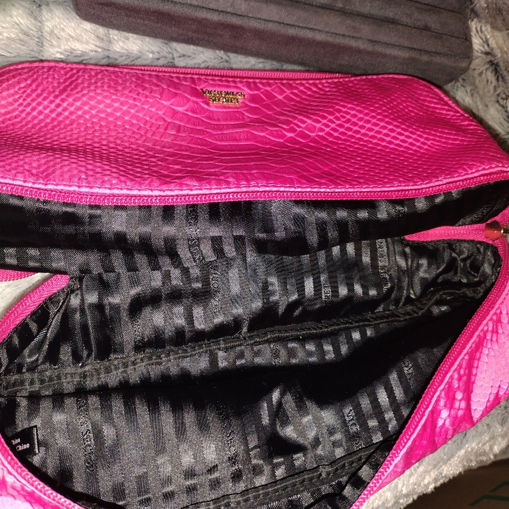 Victoria's Secret Pink Crocodile Inspired Cosmetic Hair Product Travel Bag Case - Picture 4 of 7